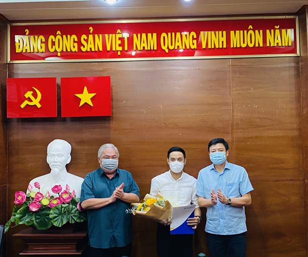 Công bố và trao Quyết định bổ nhiệm Thành viên chuyên trách Hội đồng thành viên Công ty TNHH MTV Dược Sài Gòn